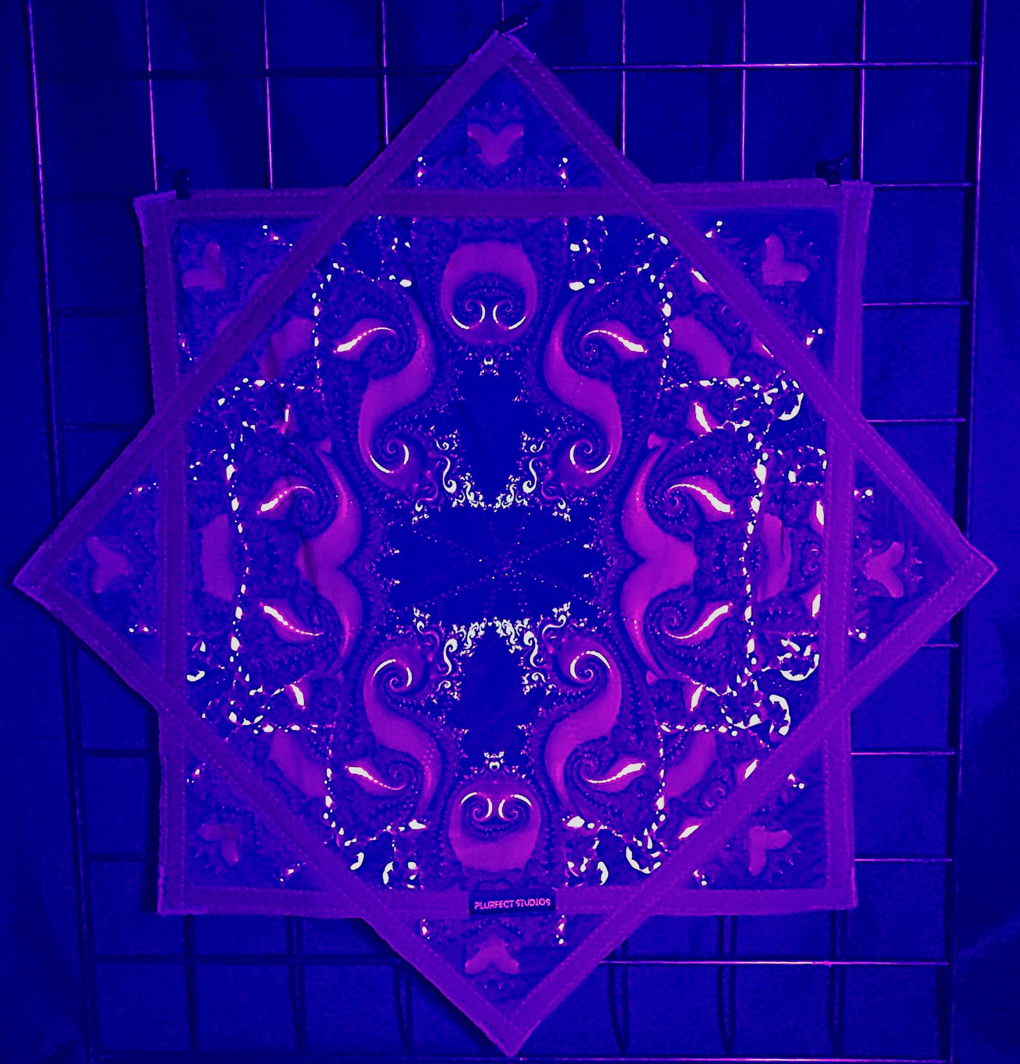 Flowstar - Fractal Paisley - UV Reactive | Double-Sided | Zig-Zag Stitch - by PLURfect Studios