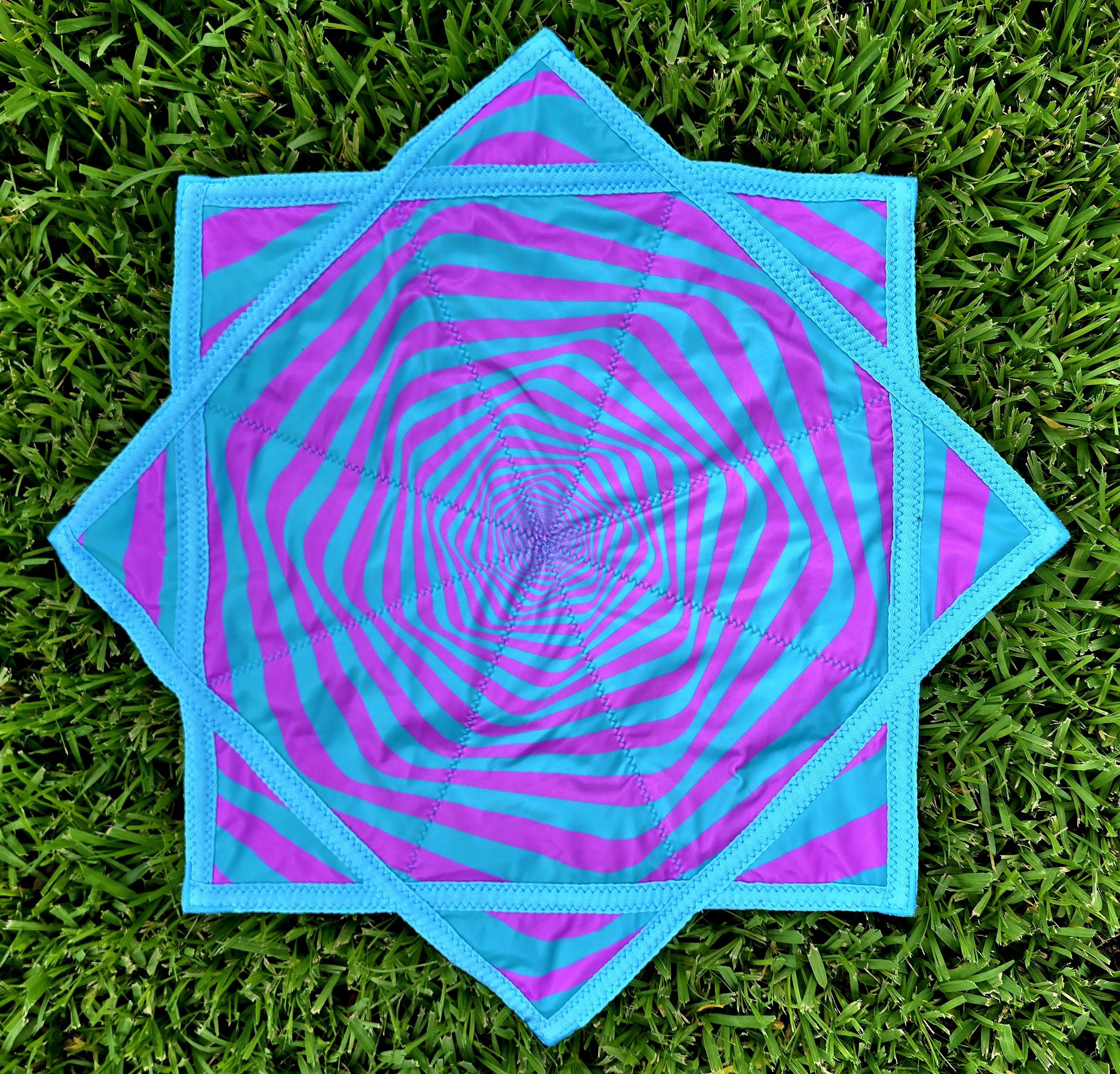 Flowstar - Fractal Cheshire Cat - UV Reactive | Double-Sided | Zig-Zag Stitch - by PLURfect Studios