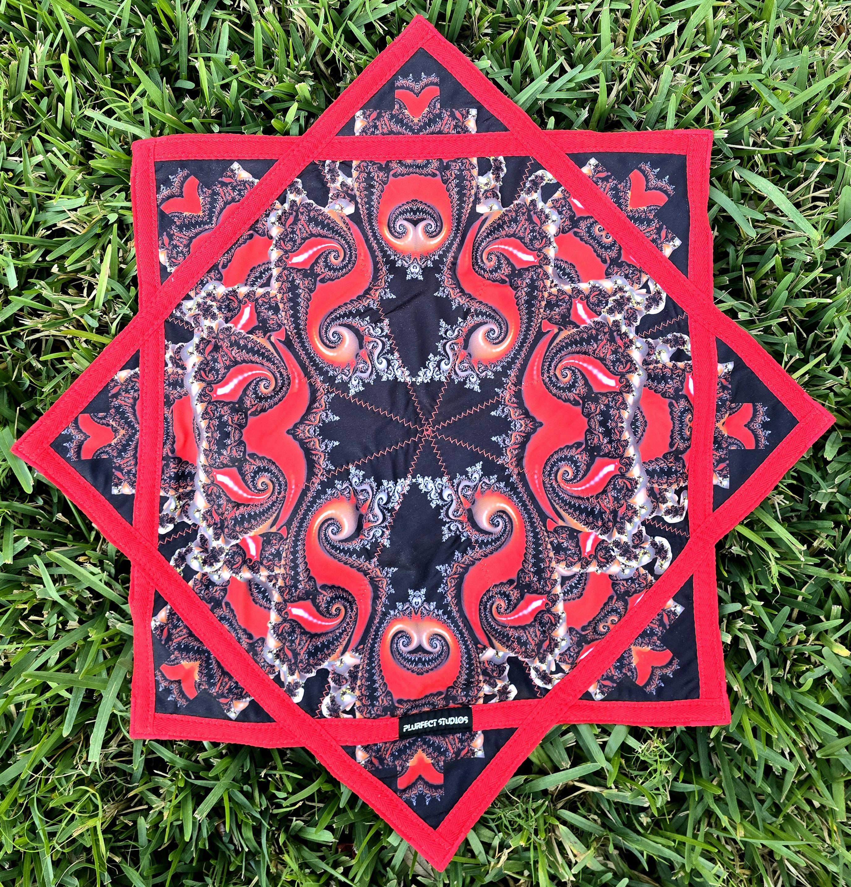 Flowstar - Fractal Paisley - UV Reactive | Double-Sided | Zig-Zag Stitch - by PLURfect Studios