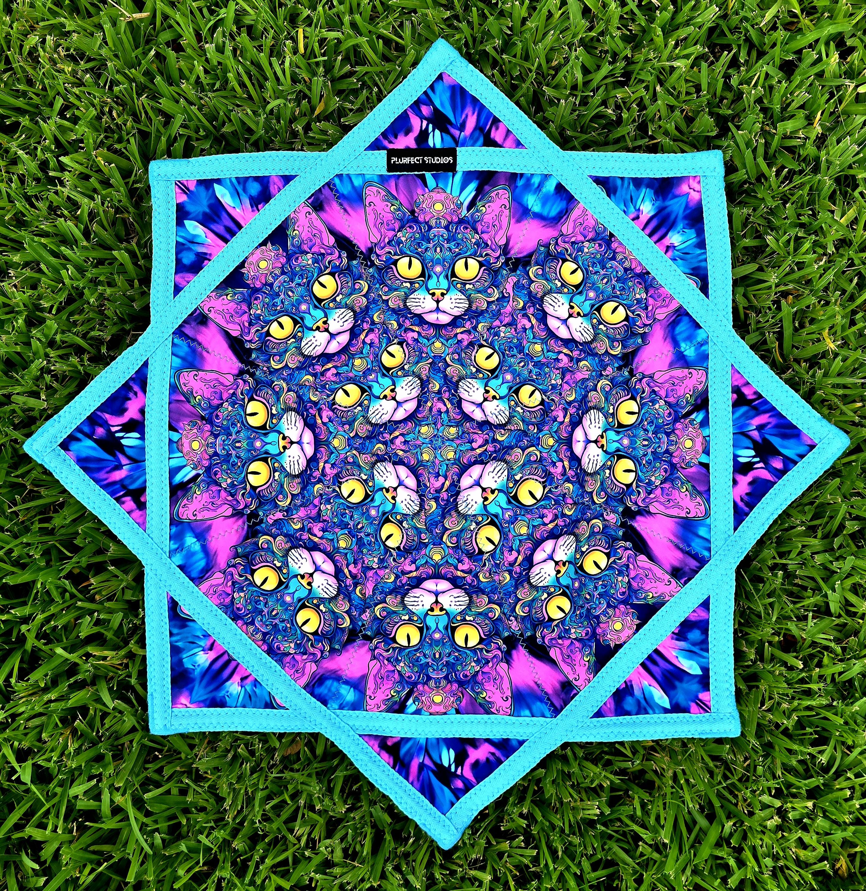 Flowstar - Fractal Cheshire Cat - UV Reactive | Double-Sided | Zig-Zag Stitch - by PLURfect Studios