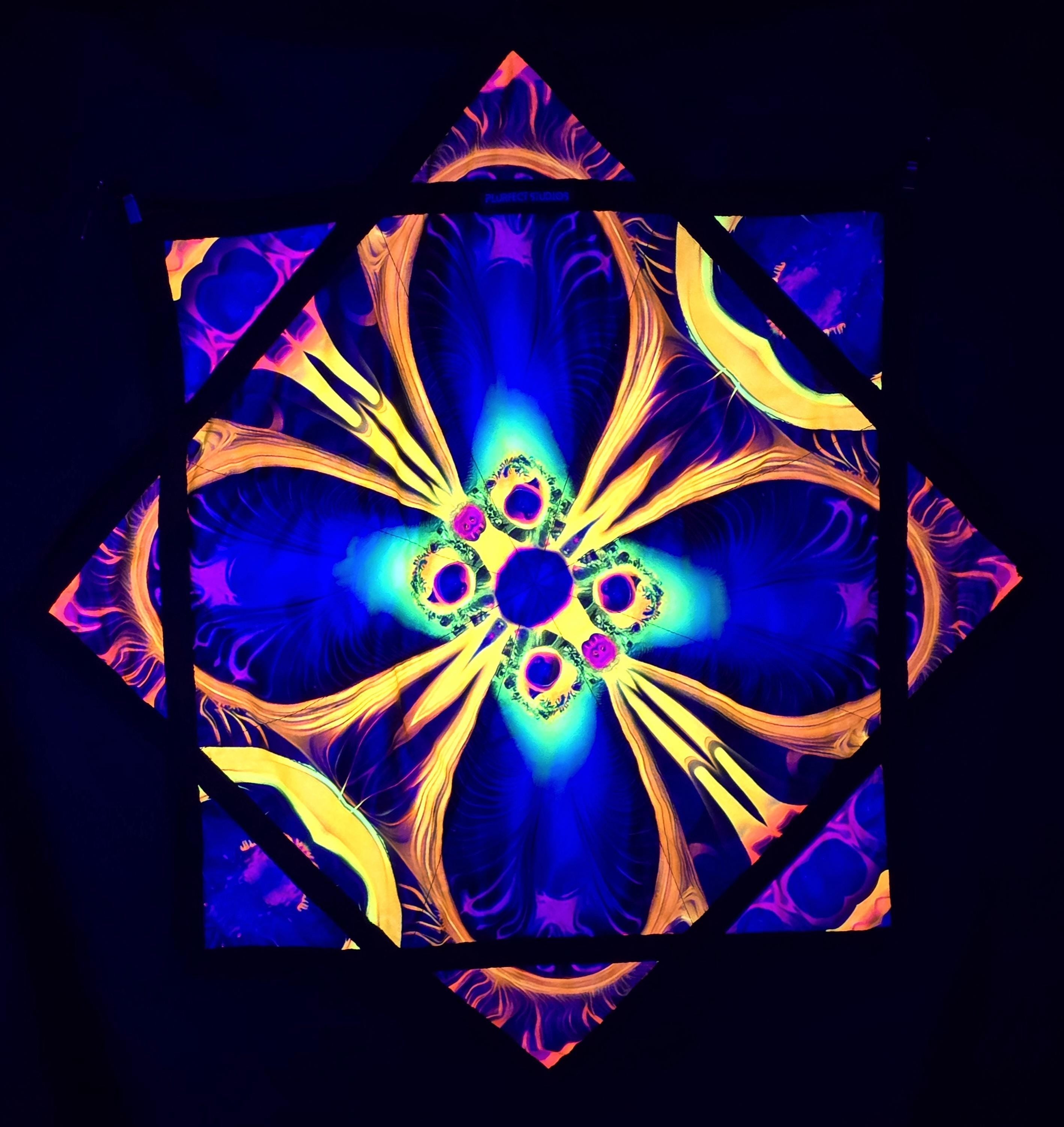 Soulfire Kaleidoscope Flow Star - UV Reactive | Double-Sided | Zig-Zag Stitch - by PLURfect Studios