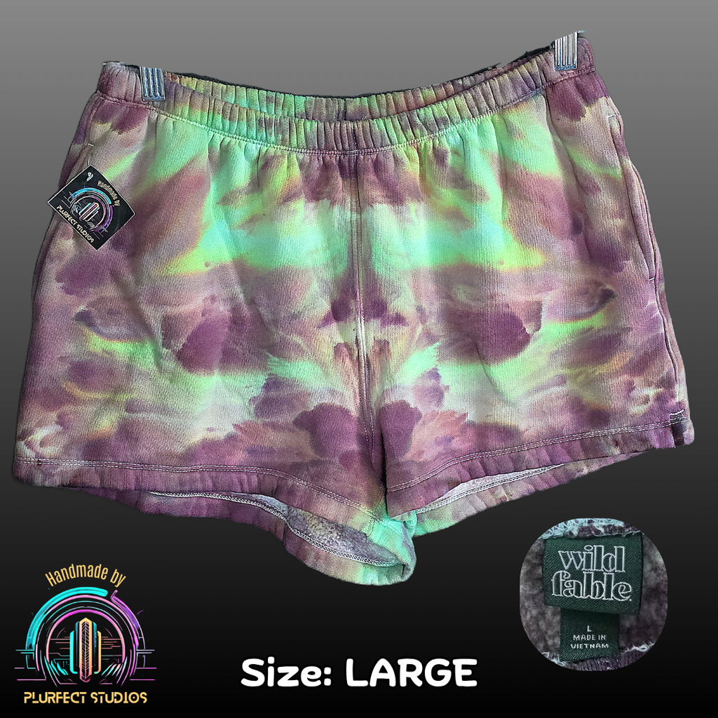 Incline Twist Tie Dye Sweatshorts