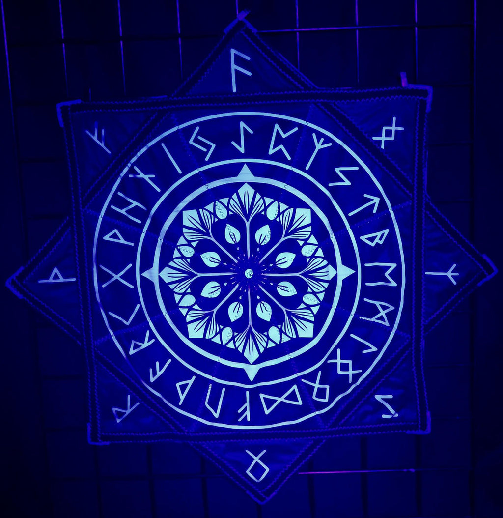Flowstar - Nordic Viking - UV Reactive | Double-Sided | Zig-Zag Stitch - by PLURfect Studios