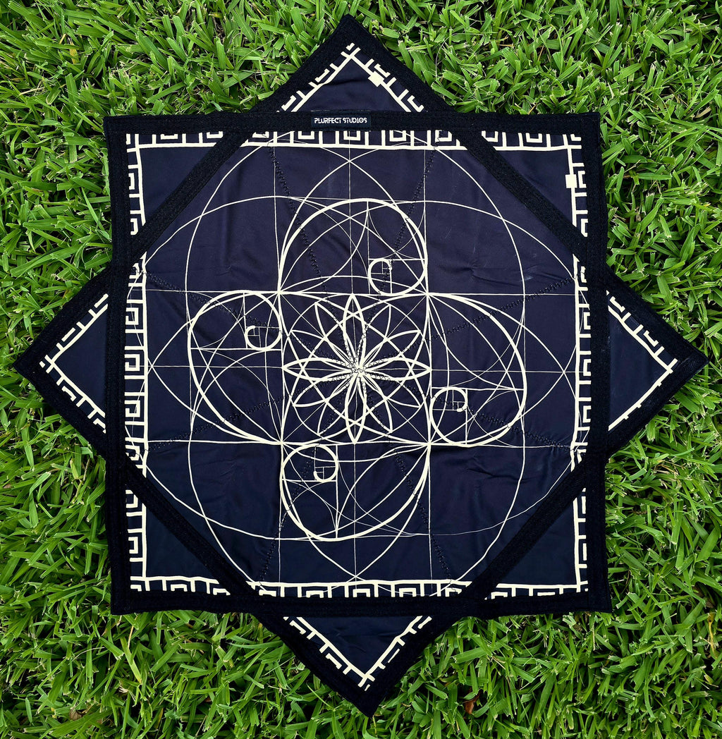 Eternal Legacy Flow Star -  Non UV Reactive | Double-Sided | Zig-Zag Stitch - by PLURfect Studios