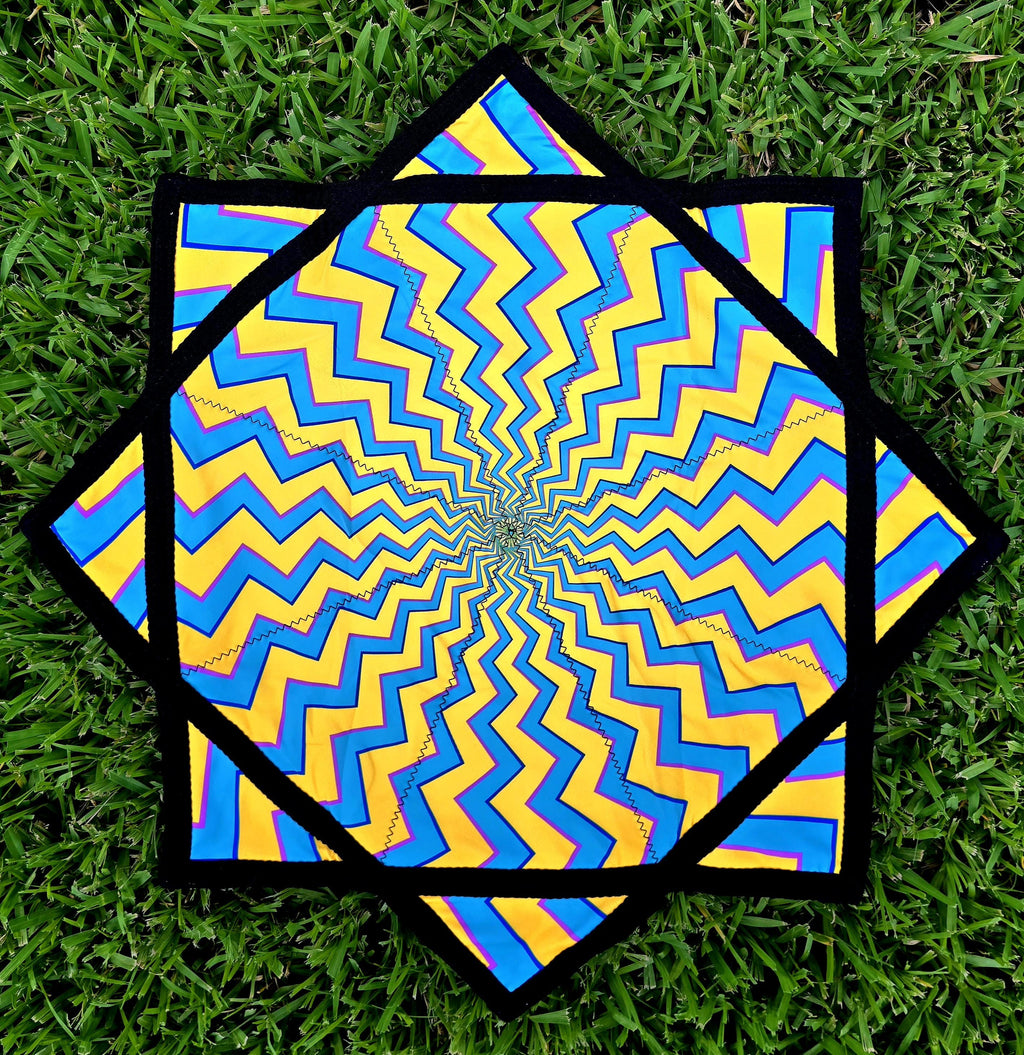 Soulfire Kaleidoscope Flow Star - UV Reactive | Double-Sided | Zig-Zag Stitch - by PLURfect Studios